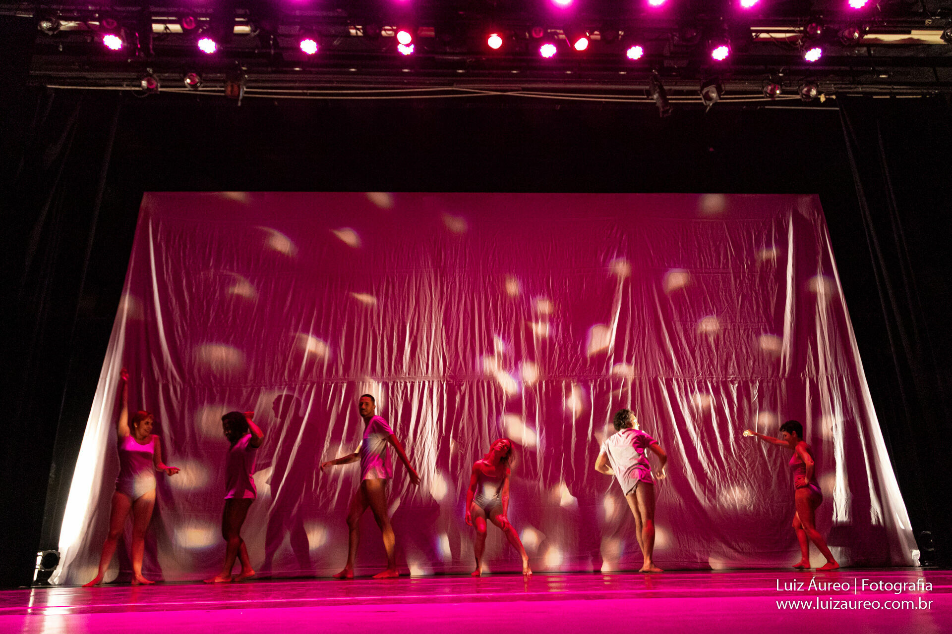 Foto ALUMBRAMENTOS - BALÉ DA CIDADE - Imagem 33